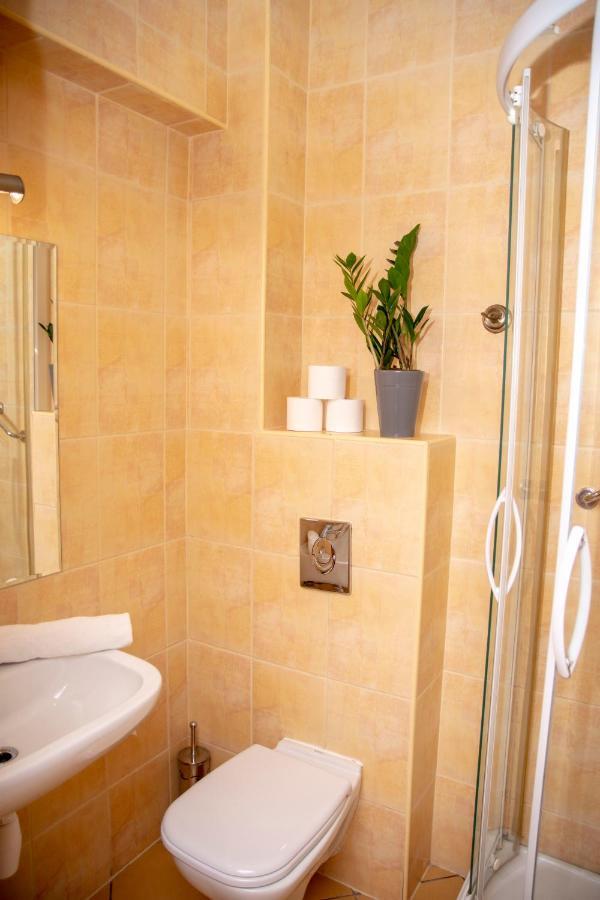 Weranda Rooms Tychy Exterior foto