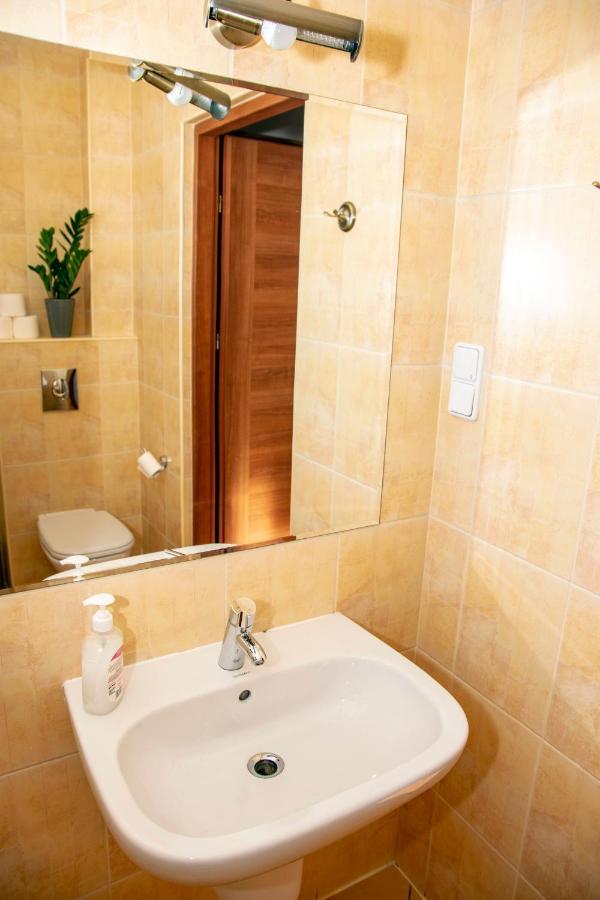 Weranda Rooms Tychy Exterior foto